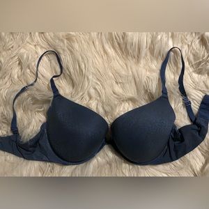 Cyber Monday ☃️Victoria Secret Blue Push Up Bra